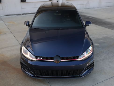 Used 2018 Volkswagen GTI Autobahn FWD image 23