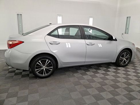 Used 2017 Toyota Corolla LE image 25
