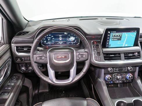 Used 2022 GMC Yukon SLT w/ Max Trailering Package AWD/4WD image 11