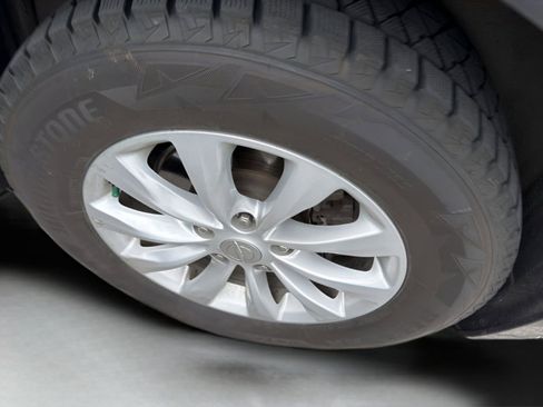 Used 2017 Chrysler Pacifica Touring-L image 23