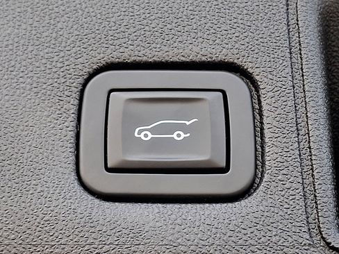 Used 2019 GMC Terrain Denali w/ Comfort Package image 31