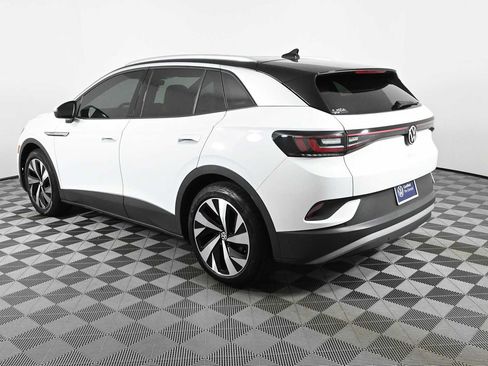 Certified 2021 Volkswagen ID.4 Pro S w/ Gradient Package RWD image 7