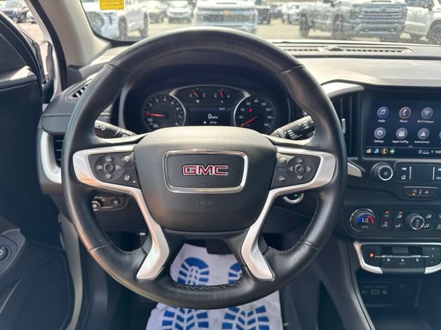 Used 2024 GMC Terrain SLT AWD/4WD image 17