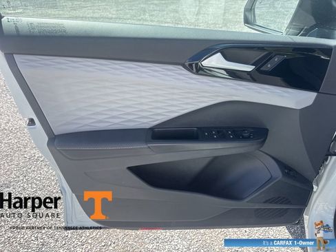 Used 2024 Volkswagen Taos S image 19