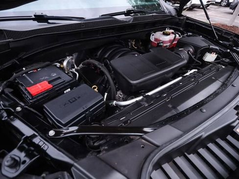 Used 2023 Chevrolet Suburban Premier AWD/4WD image 74