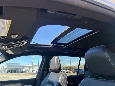 Used 2024 Jeep Grand Cherokee L Limited w/ Luxury Tech Group II image 30