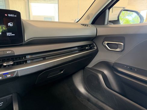 Used 2025 Kia K4 FWD image 31