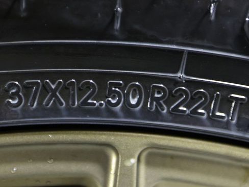 Used 2025 Ford F150 Raptor image 56