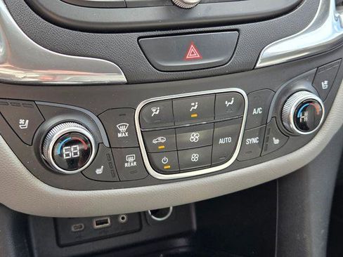 Used 2020 Chevrolet Equinox Premier image 59