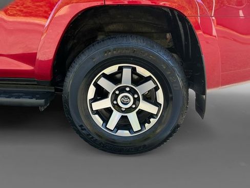 Used 2024 Toyota 4Runner TRD Off-Road image 15