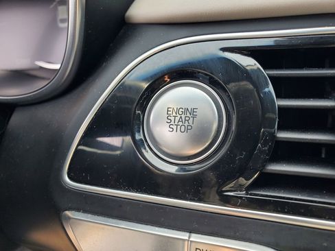 Used 2022 Genesis G70 3.3T w/ Sport Advanced Package image 19