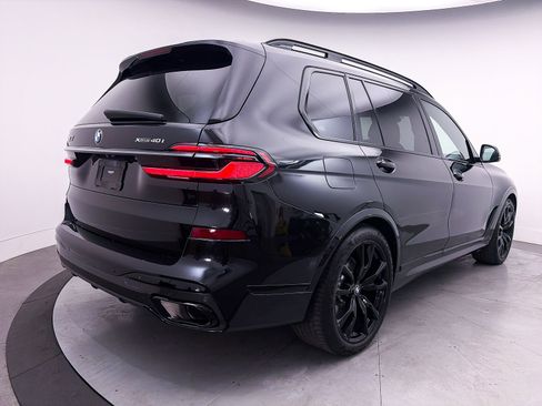 Used 2024 BMW X7 xDrive40i w/ M Sport Package image 17