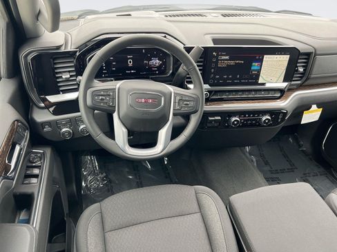 New 2026 GMC Sierra 1500 Elevation w/ LPO, Elevation Black Package AWD/4WD image 11