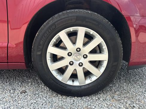 Used 2016 Chrysler Town & Country Touring w/ Driver Convenience Group FWD image 8