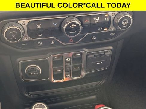 Used 2023 Jeep Wrangler Unlimited Sport AWD/4WD image 20