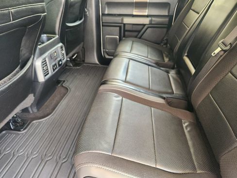 Used 2019 Ford F150 Raptor w/ Equipment Group 802A Luxury AWD/4WD image 29