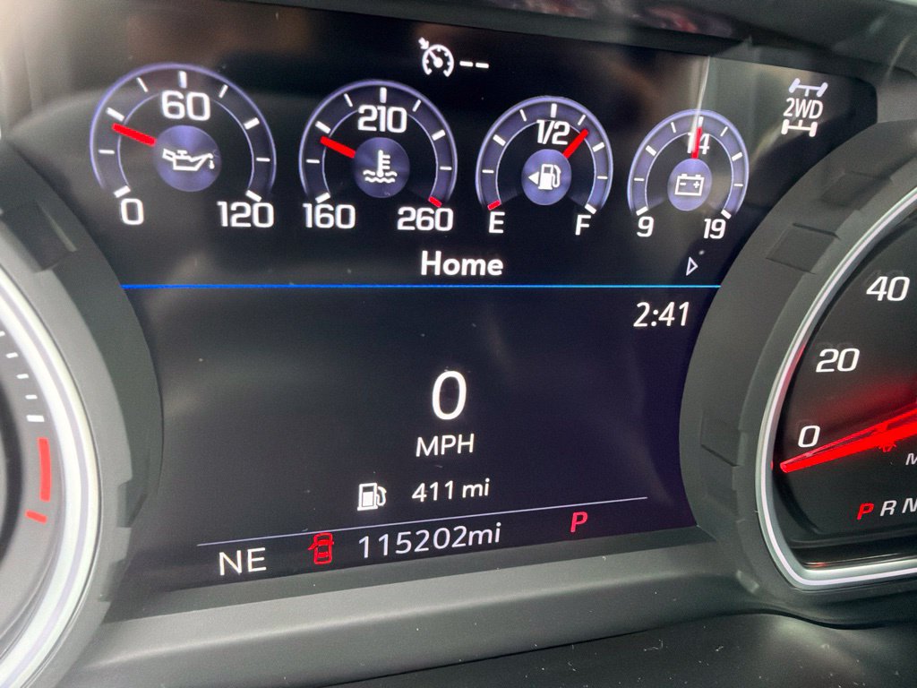 Used 2020 Chevrolet Silverado 2500 High Country w/ Technology Package AWD/4WD image 8
