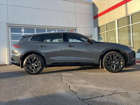 Certified 2025 Toyota Crown Signia w/ Advanced Technology Package AWD/4WD image 48