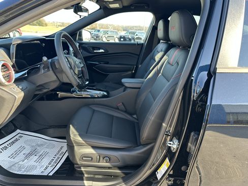 New 2026 Chevrolet Trax RS w/ Driver Confidence Package image 15