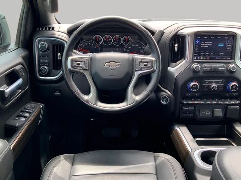 Used 2021 Chevrolet Silverado 1500 LT Trail Boss w/ Convenience Package II AWD/4WD image 6