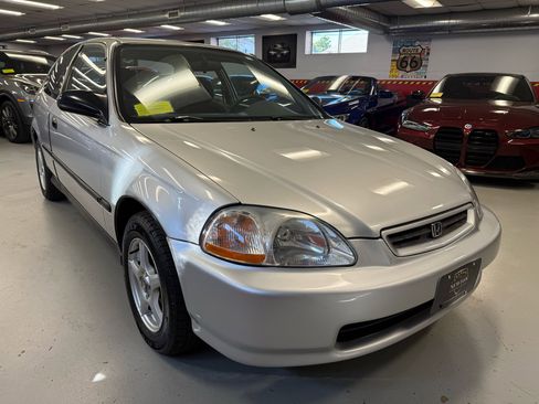 Used 1998 Honda Civic DX image 3