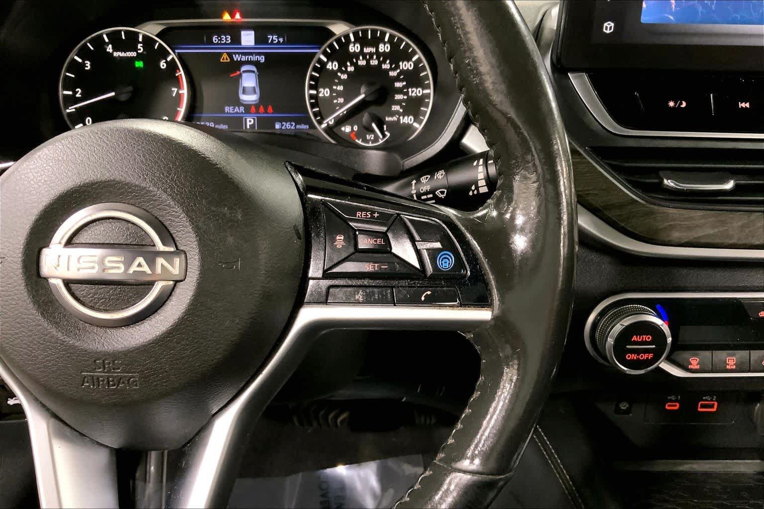 Used 2023 Nissan Altima 2.5 SL AWD/4WD image 25