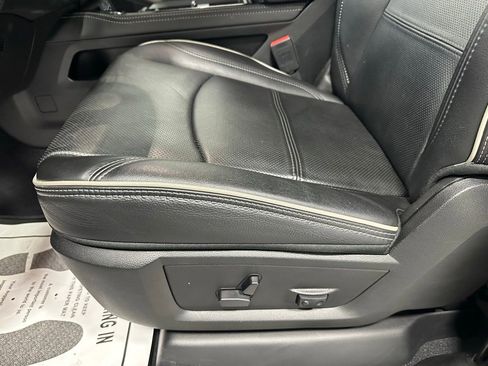 Used 2024 RAM 2500 Limited image 14