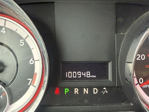 Used 2019 Dodge Grand Caravan SXT image 15