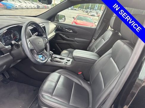 Used 2023 Chevrolet Traverse RS AWD/4WD image 12