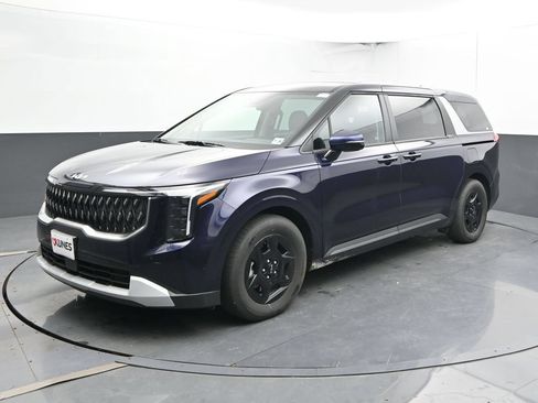 Used 2026 Kia Carnival FWD image 8