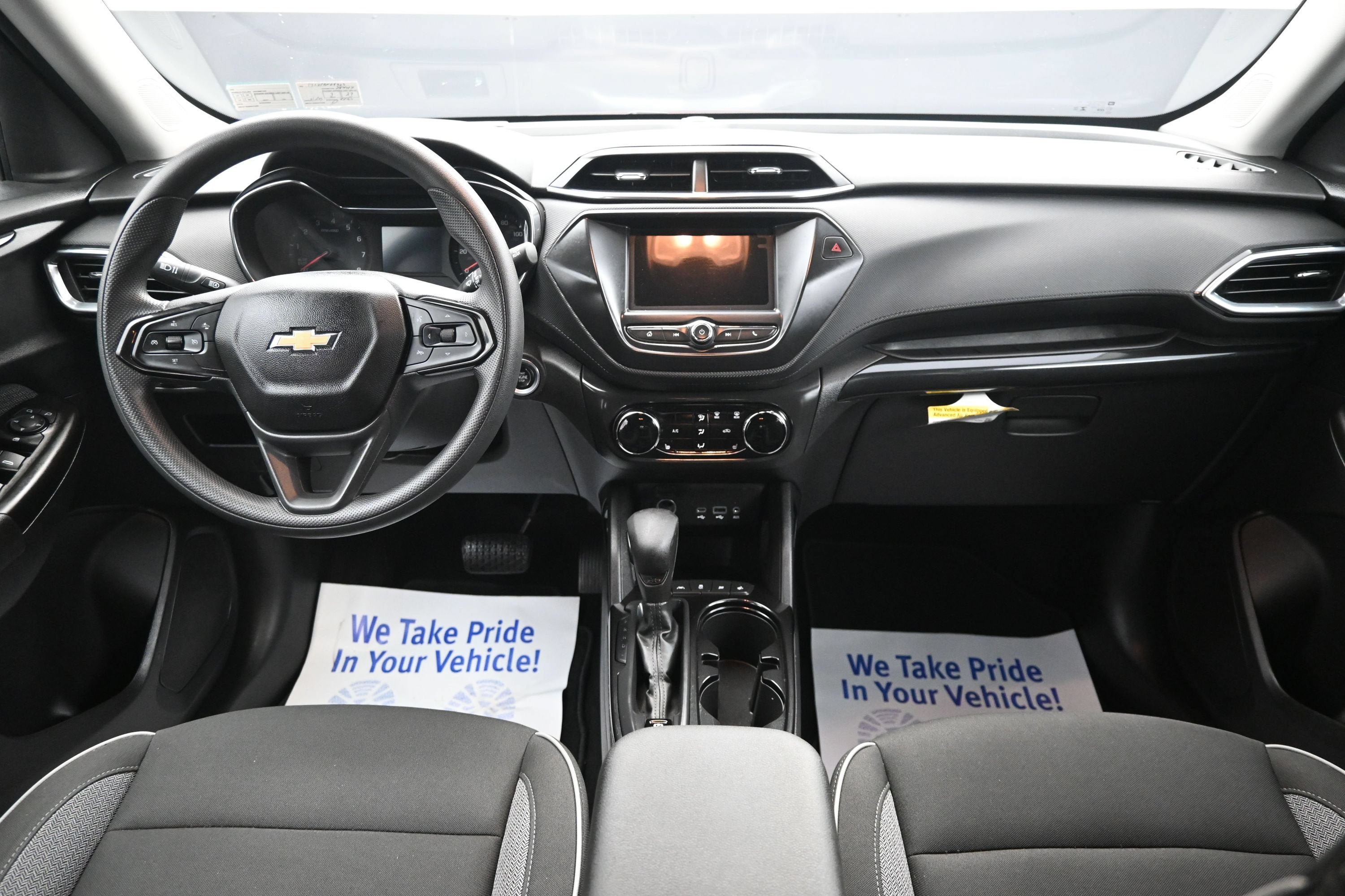 Used 2023 Chevrolet TrailBlazer LT FWD image 23