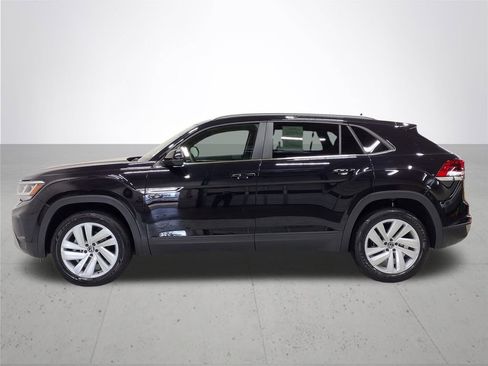 Certified 2022 Volkswagen Atlas Cross Sport SE AWD/4WD image 11