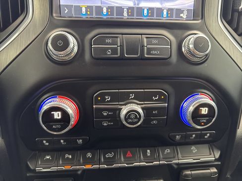 Used 2019 GMC Sierra 1500 Denali w/ Technology Package AWD/4WD image 19