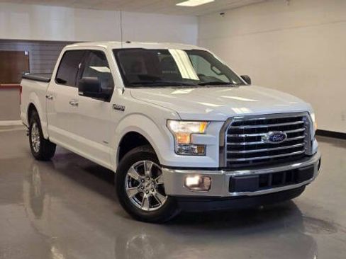 Used 2015 Ford F150 XLT w/ Equipment Group 302A Luxury RWD image 3