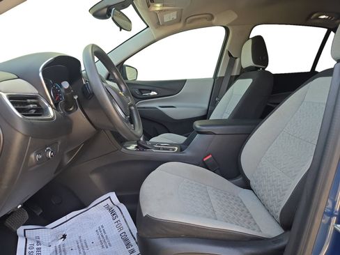 Used 2024 Chevrolet Equinox LS w/ LS Convenience Package FWD image 12