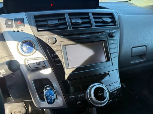 Used 2013 Toyota Prius V Two FWD image 15