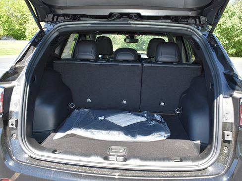 New 2026 Jeep Compass Latitude AWD/4WD image 26