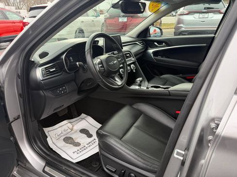 Used 2020 Genesis G70 2.0T image 10