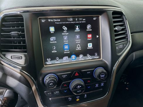 Used 2015 Jeep Grand Cherokee Altitude image 17