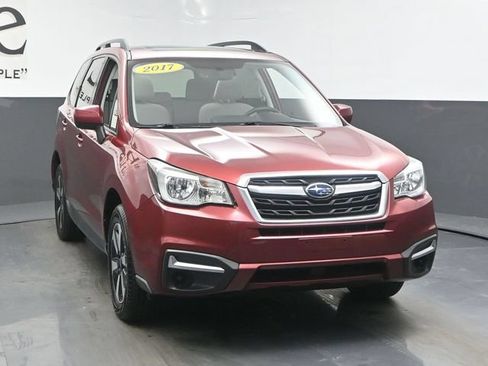 Used 2017 Subaru Forester 2.5i Premium w/ All-Weather Package AWD/4WD image 51