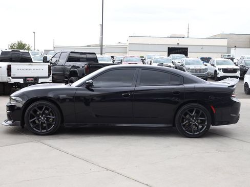 Used 2022 Dodge Charger R/T w/ Blacktop Package RWD image 3