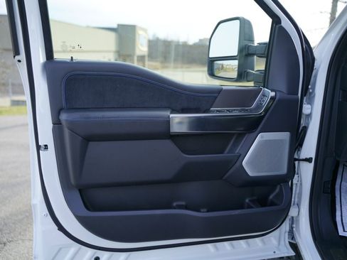 New 2026 Ford F250 Platinum w/ Tremor Off-Road Package image 20