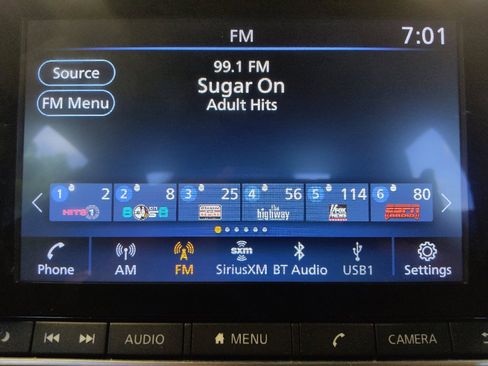 Used 2023 Nissan Sentra SV FWD image 25