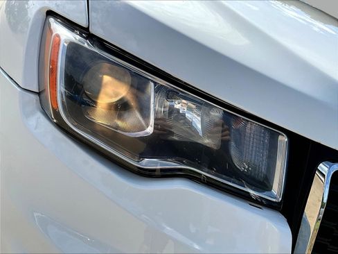 Used 2022 Jeep Grand Cherokee Limited AWD/4WD image 32