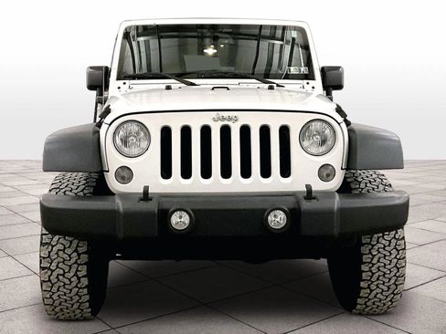 Used 2014 Jeep Wrangler Unlimited Sport w/ Quick Order Package 24S AWD/4WD image 4