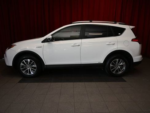 Certified 2016 Toyota RAV4 XLE image 4