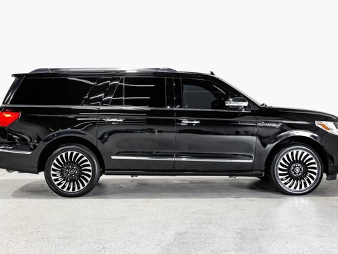 Used 2019 Lincoln Navigator L Black Label image 5