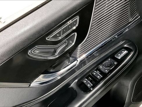 Used 2022 Lincoln Corsair AWD w/ Elements Package image 44
