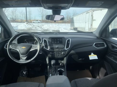 Used 2023 Chevrolet Equinox RS w/ RS Leather Package image 23