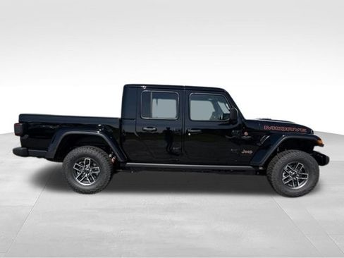 New 2026 Jeep Gladiator Mojave w/ Safety Group AWD/4WD image 19